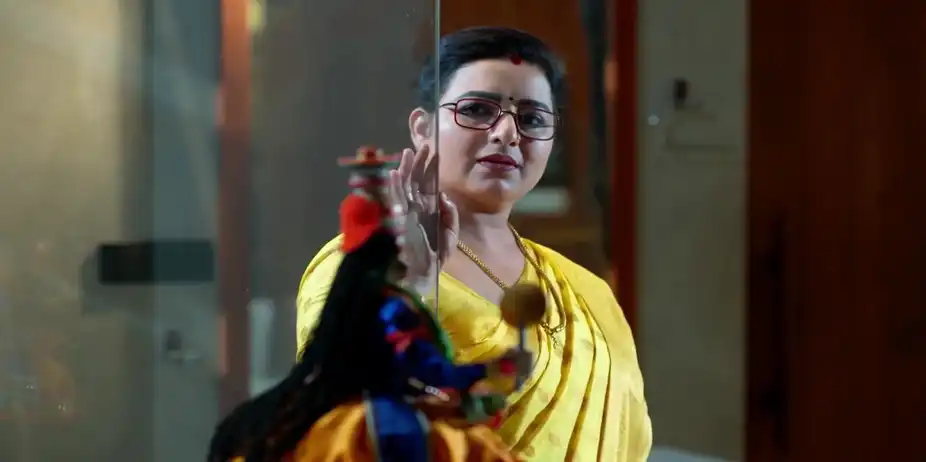 Samyukta Reveals Her Truth to Rithika - Akale