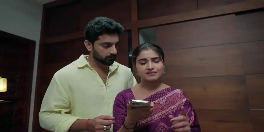 Kuttanpillai Follows the Thieves - Durga