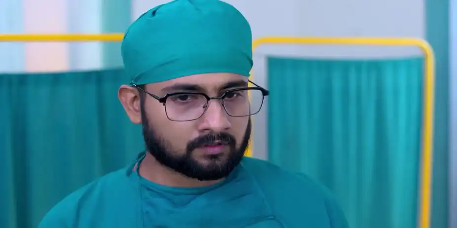 Urmi Visits Anondi at Medinest - Anondi