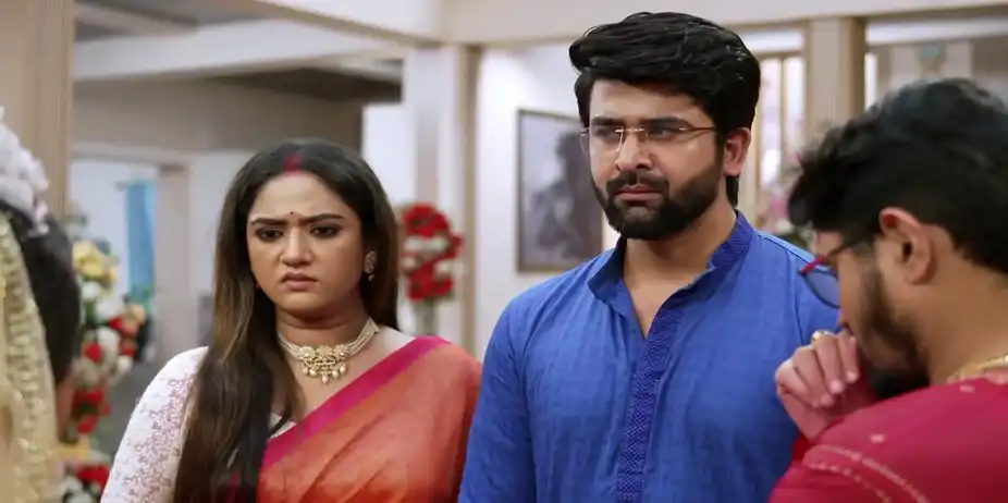 Rishi Offers Help to Sayantan - Jowar Bhanta