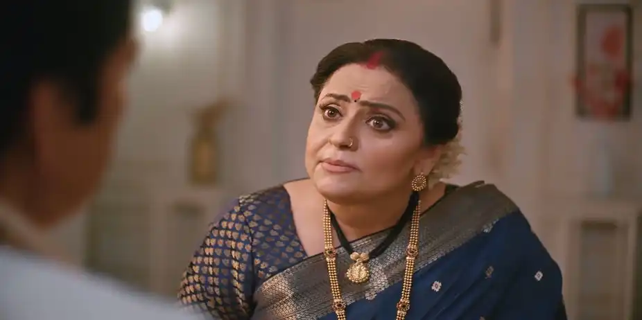 Rohini Shares Her Doubts with Devraj - Saru