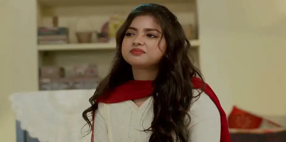 Shaon Calls Shubho at Night - Saat Pake Bandha