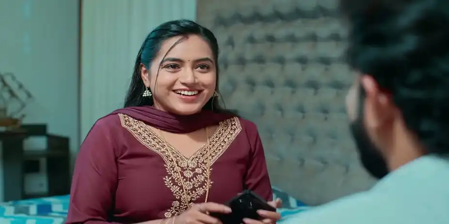 Krishna Priya Gets Jealous - Akale