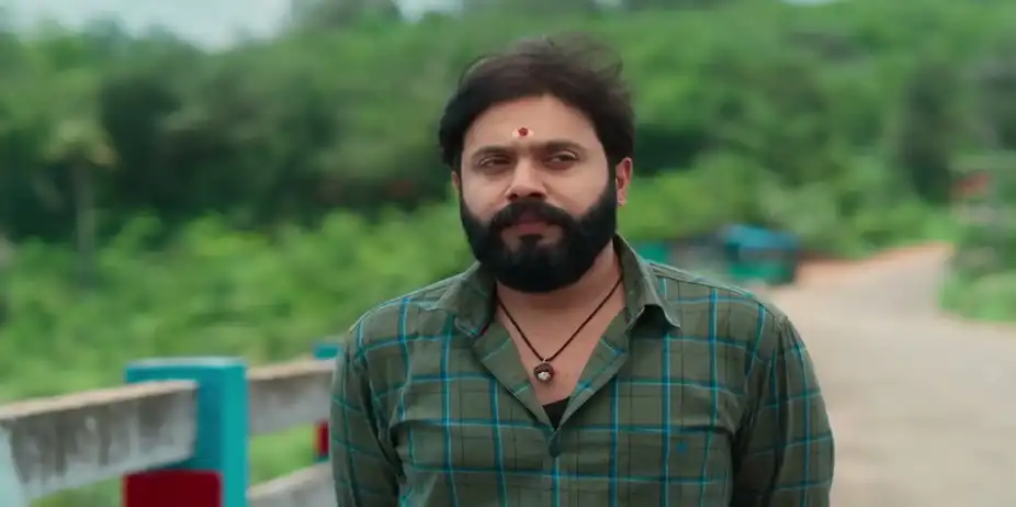 Indrajith Warns Giri - Valyettan