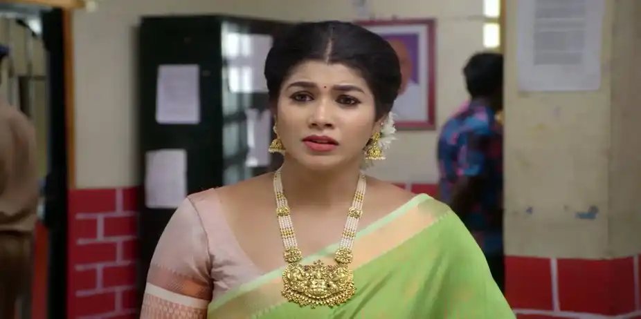 Bhuvaneshwari Spots Pashupathi - Sandhya Raagam