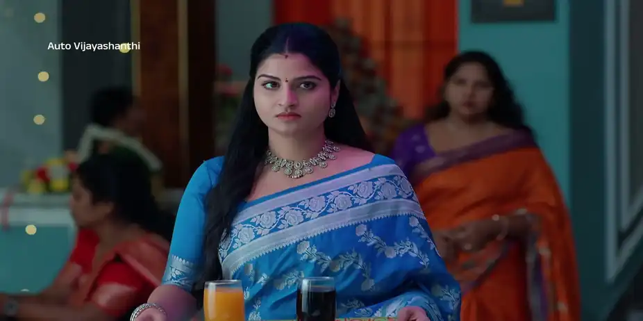 Durga Plots to Get Chiranjeevi Drunk - Auto Vijayashanthi - Promo