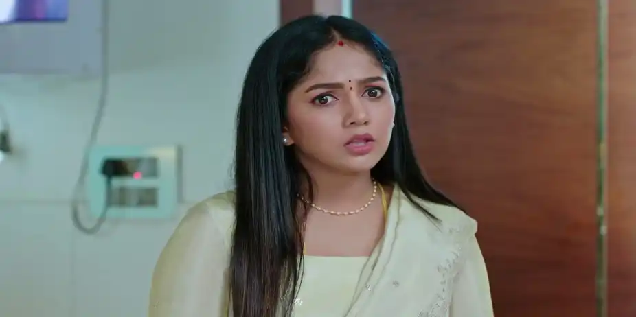 Nidhi Hits Back at Sumathi’s Taunt - Karna