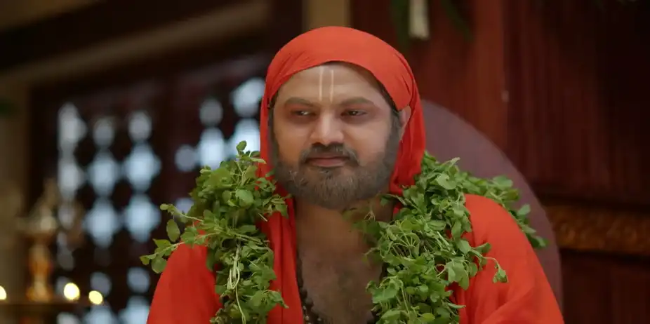 Venkatanatha Performs 'Sanyas' Rituals - Sri Raghavendra Mahathme