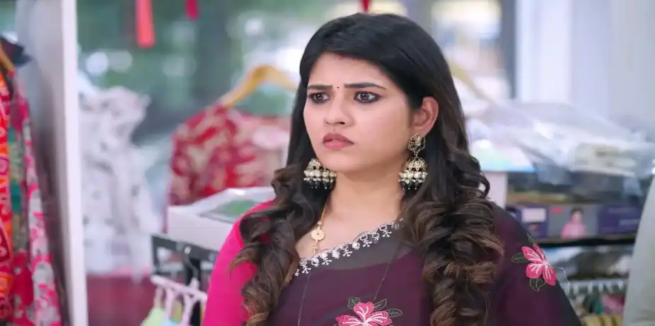 Varun's Act Delights His Family - Annamalai Kudumbam