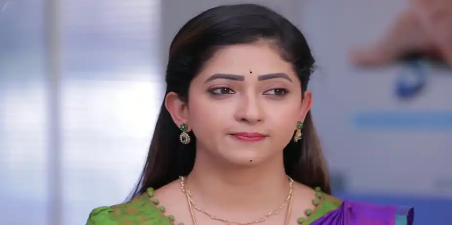 Bharathi Spikes the Juice - Idhayam