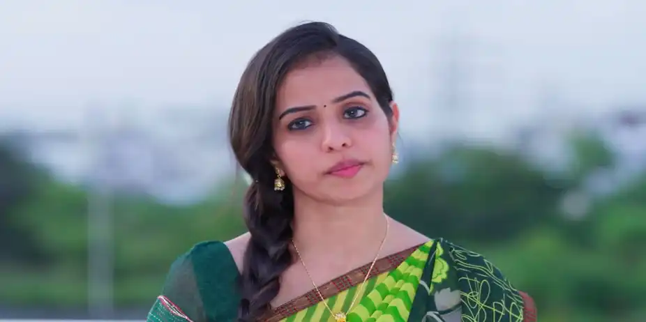 Brindha Argues with Veera - Veera