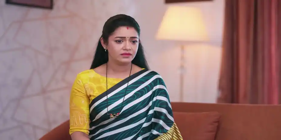 Goutham Share His Worries with Anand - Amruthadhaare