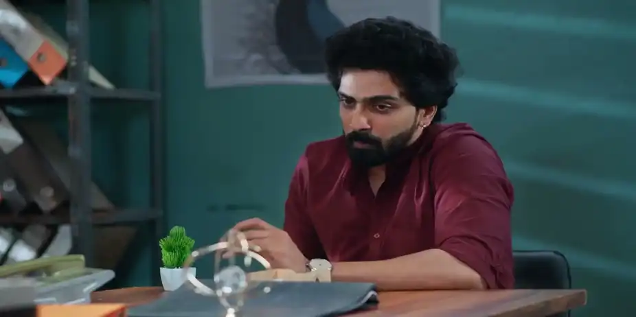 Durga Reassures Radhika