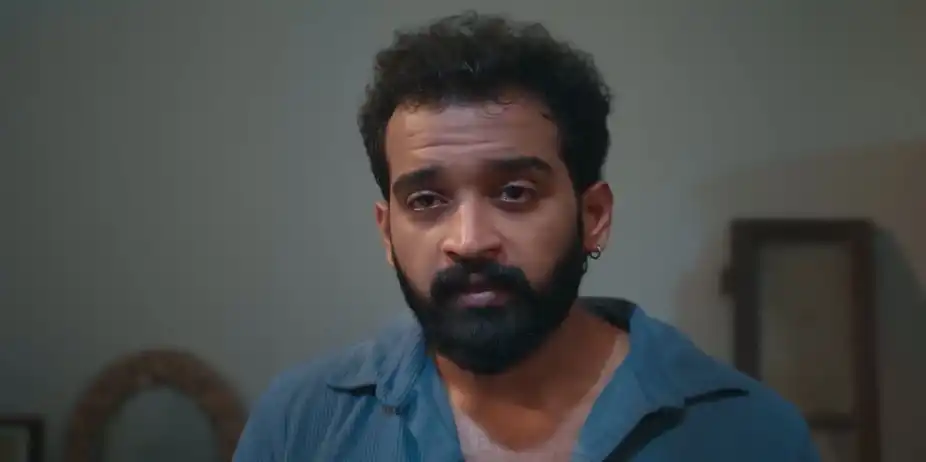 Kuttanpillai Finds the Goons' Hideout