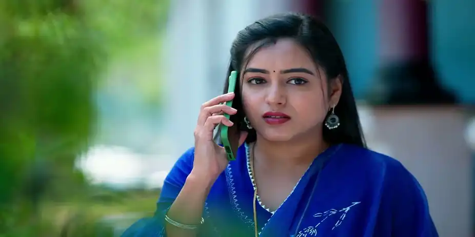 Padmavathy Learns About Sree's Deed - Akale