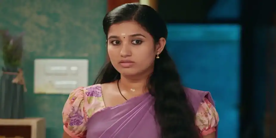 Kalyani Teaches Aishwarya a Lesson - Chembarathy