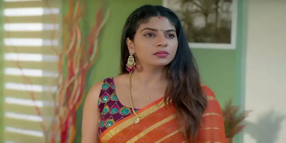 Ramadevi Scolds Mahi - Chembarathy
