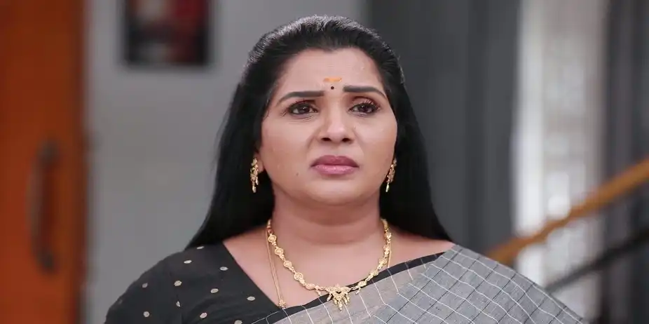 Meena Rebukes Prabhu's Mother