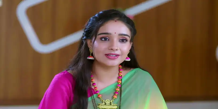Deepa’s Sarcasm Sparks Soundharya’s Anger - Brahmagantu