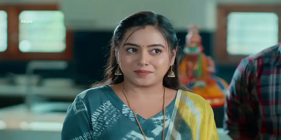 Deepak Is Stunned to See Divya - Akale - Prathapa Varma
