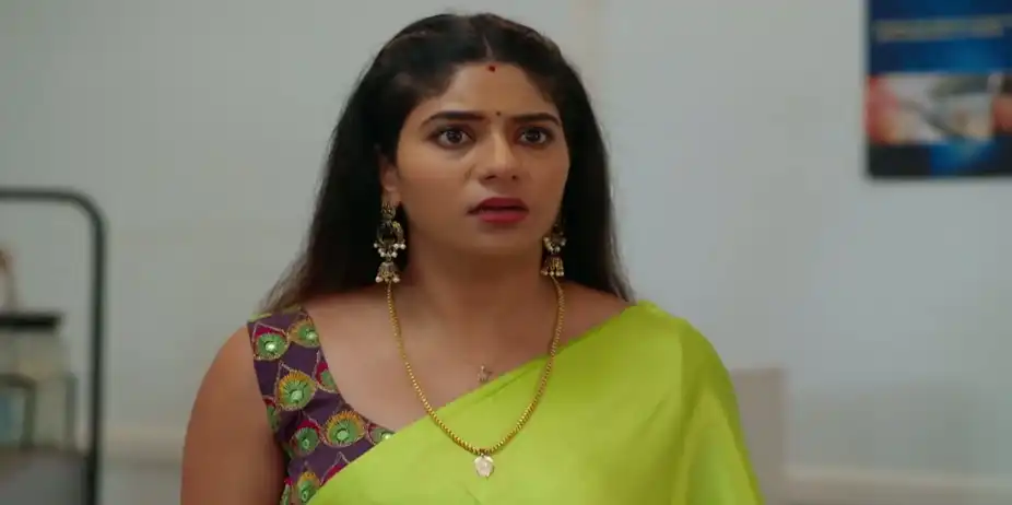 Jayaraman Lashes Out at Aishwarya - Chembarathy