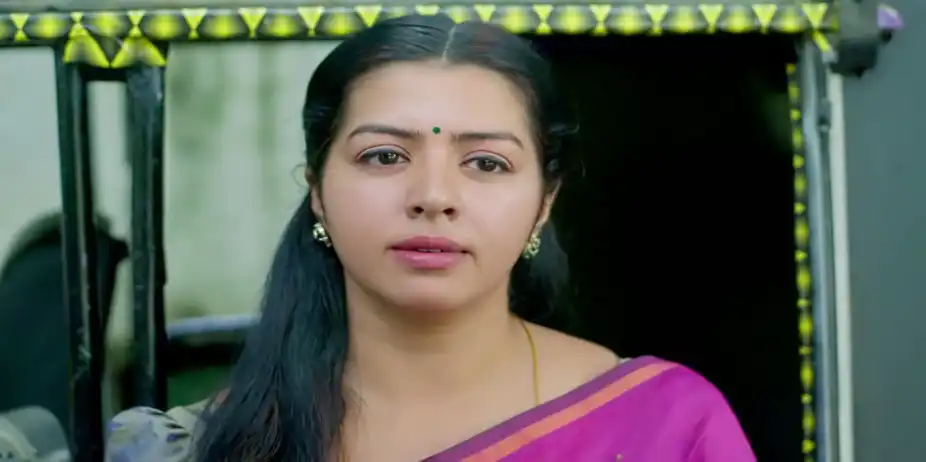 Molly Advises Krishna - KrishnaGadha