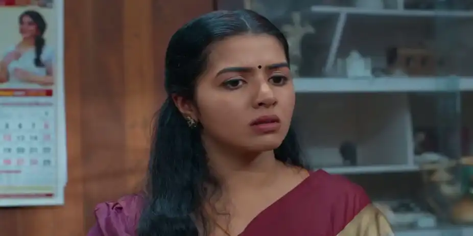 Will Krishna Heed Molly's Advice? - KrishnaGadha