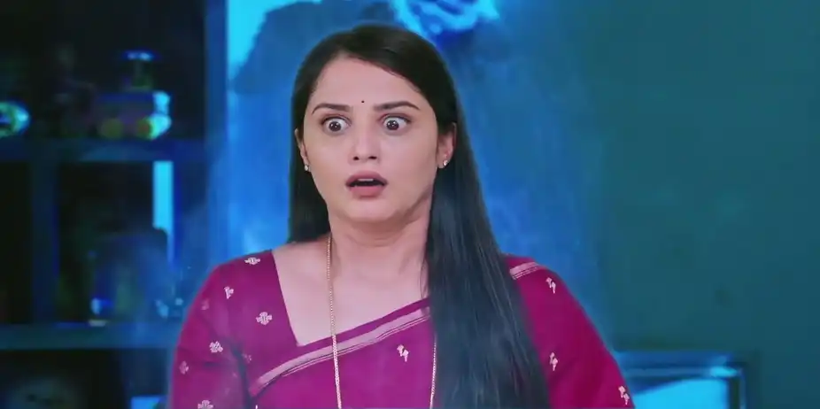 Rakthakshi's Evil Eye on Hitha - Naa Ninna Bidalaare