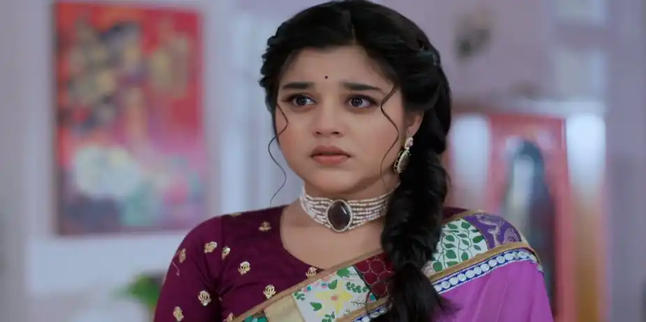 Meenakshi Harasses Kusum - Kusum