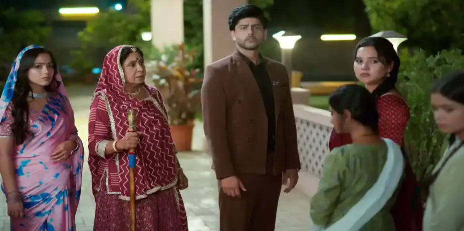 Chauhan Family Discusses Samar’s Plot - Vasudha