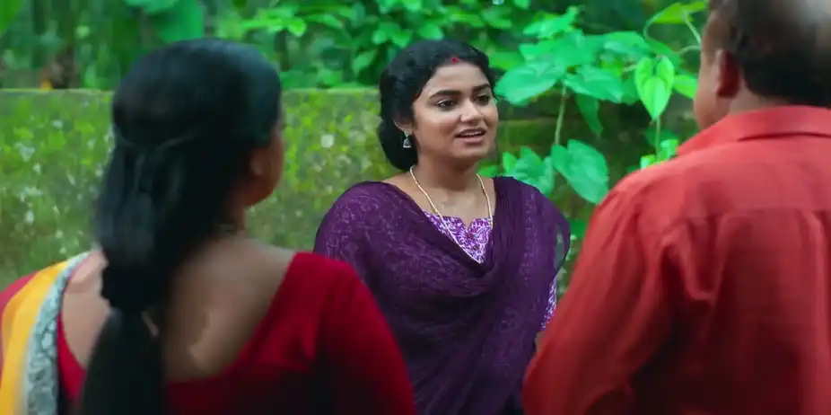 Radhika Assures Devanaryanan - Snehapoorvam Shyama