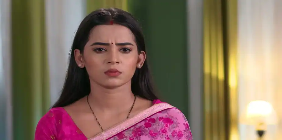Golu Reminds Akhaya of Pitu - Tu Khara Mun Chaai