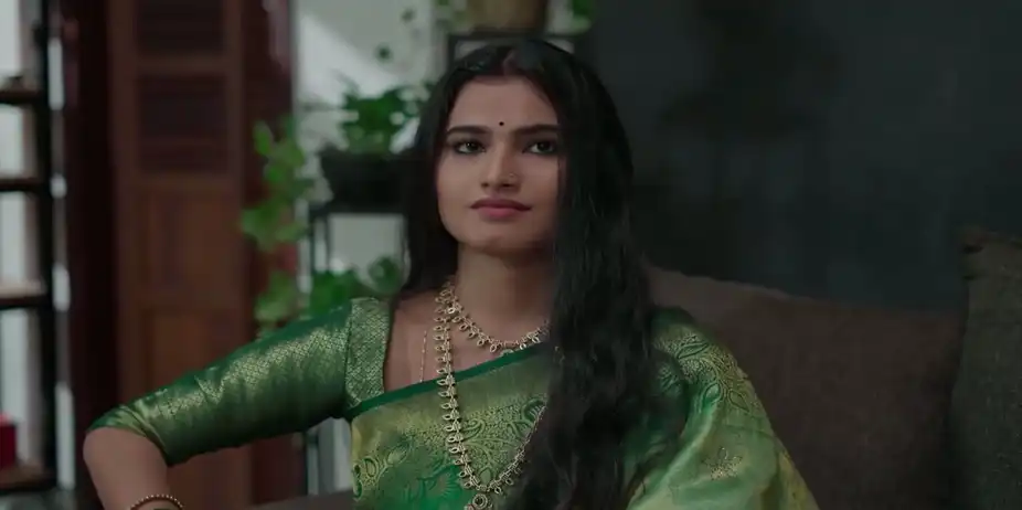 Kiran Humiliates Prithvi - Durga