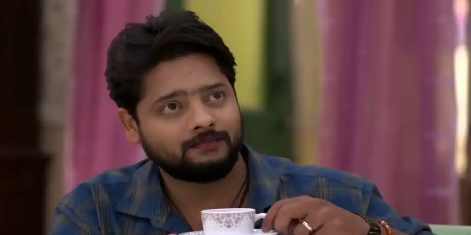 Pallabi Makes a Special Tea for Aditya - Kamala Nibas
