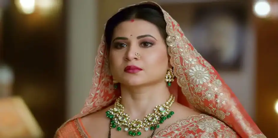Samar Tries to Expose Chandrika - Vasudha