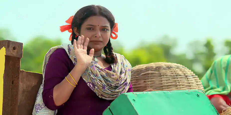 Dulari Flees to Kolkata - Dulari - Promo