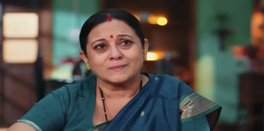Vivek's Behaviour Hurt Lakshmi - Lakshmi Nivas