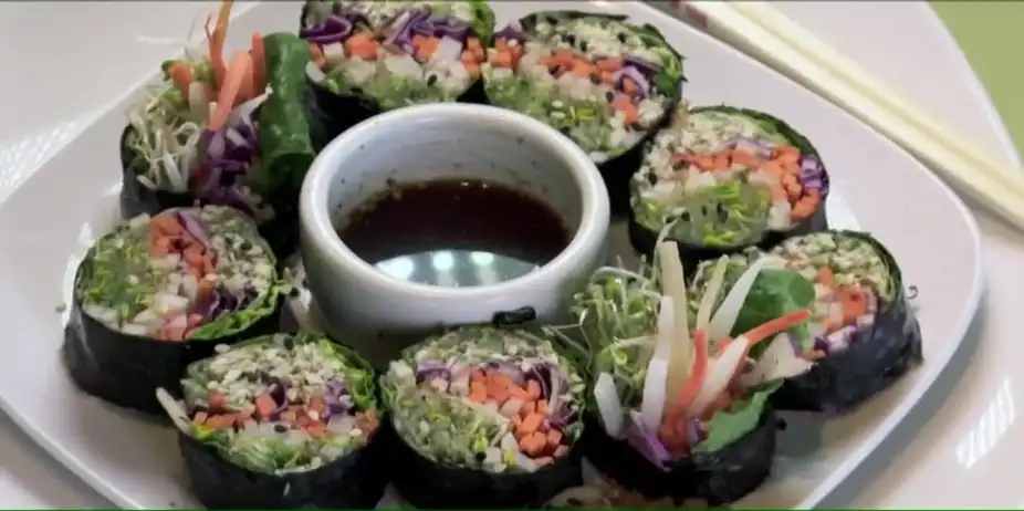 Good Food America S1 E14 - Dr. Field Goods, in Santa Fe; Beets Café, in Austin; and The Lark, in Santa Barbara