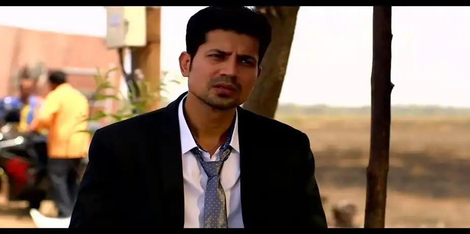 Tripling S1 E1 - Toh Chalein...?