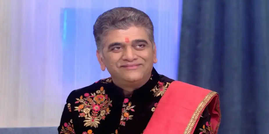 Agga Bai Sasubai S1 E159 - The decorations in his room baffles Abhijit - Agga Bai Sasubai