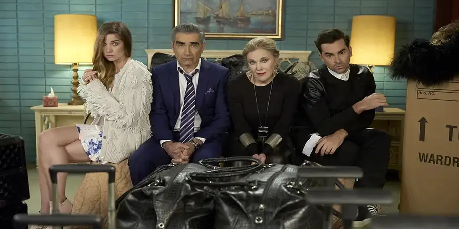 Schitt's Creek S1 E13 - Town For Sale