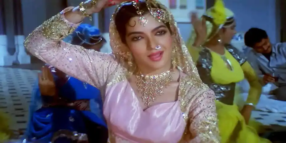 Chham Chham Bole Mere Ghunghroo