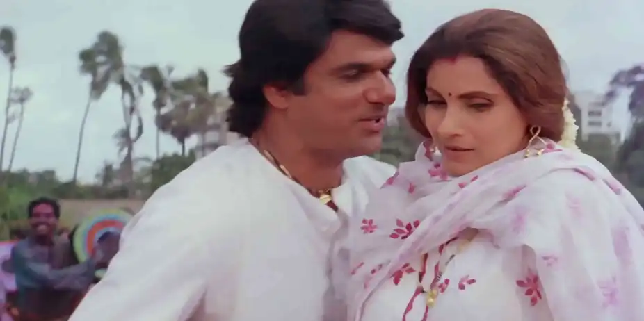 Choli Aur Ghagra Rang Dalo Na Mera Ang Ang