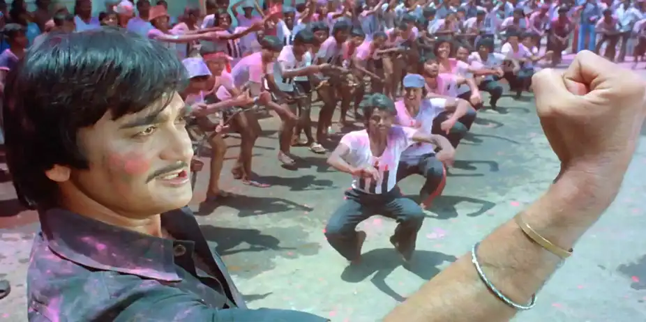 Teen Batti Wala Govinda Aala