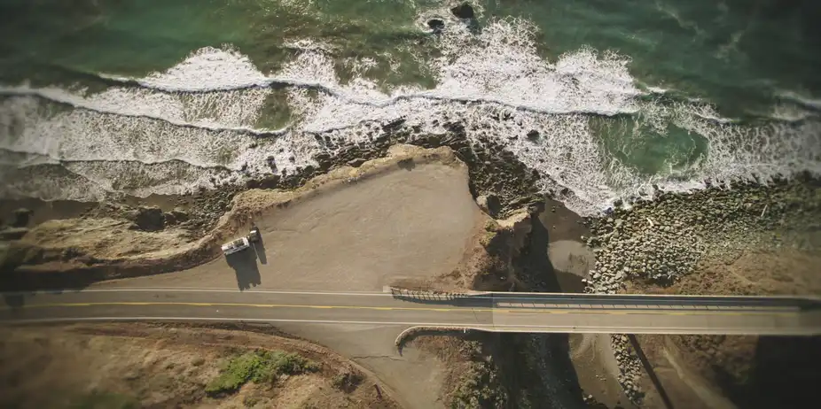 Broken Harts Trailer