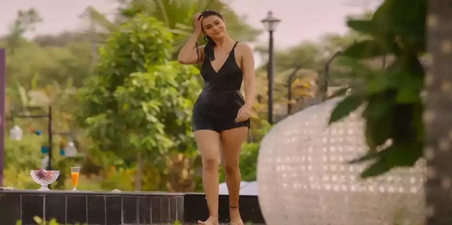 3 Roses S1 E2 - Bold & Beautiful