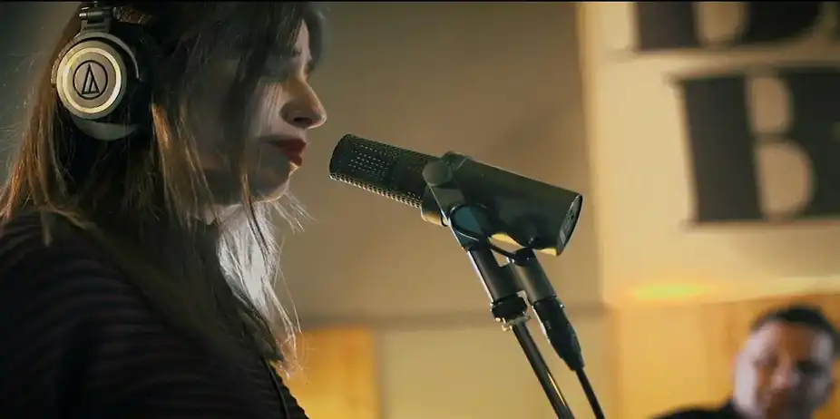 Tu nombre (feat. Zahara) [Acústico] En Directo en Black Betty Estudios, Madrid, 2019