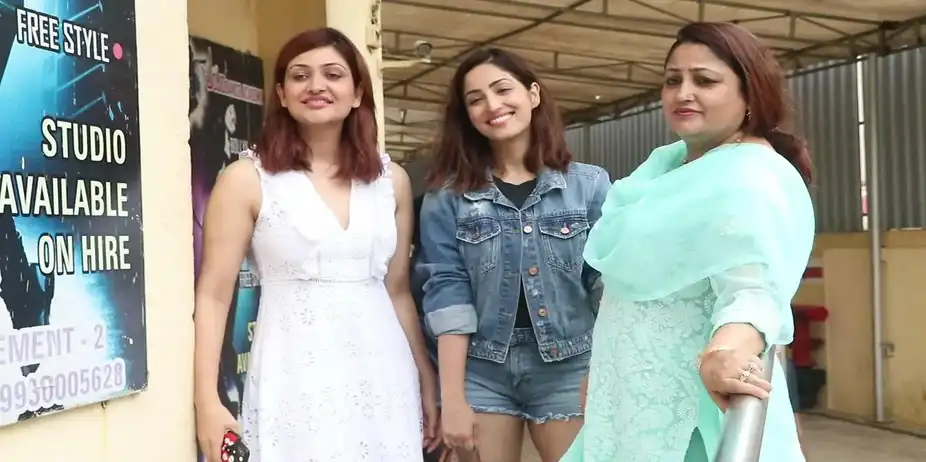 Yami & Family Spotted At Juhu