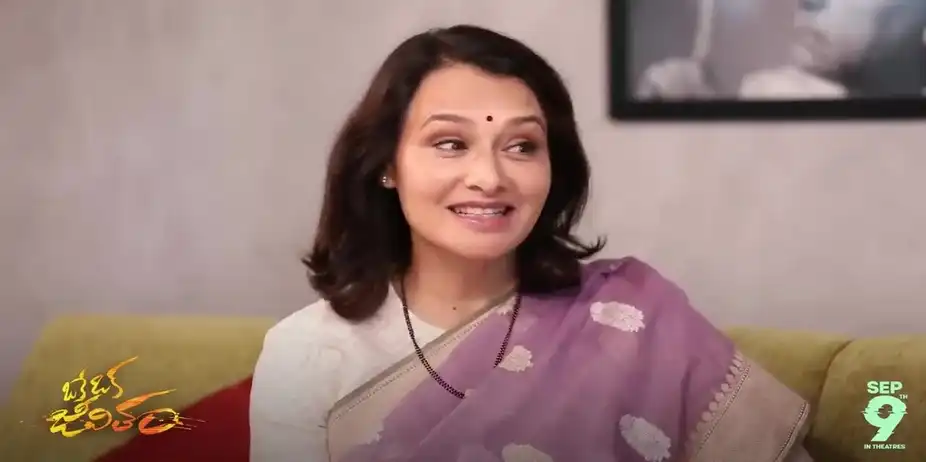 Amala Akkineni About Chiranjeevi Cooking And Nagarjuna Eating With Akhil & Sharwanand