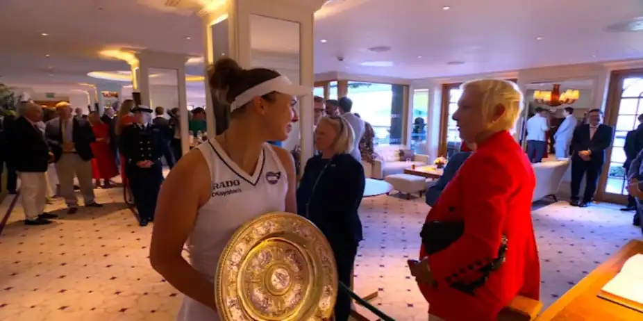 Tennis Legends Congratulate Noskova